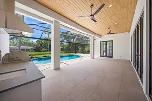 1575 Eastbrook Dr, Sarasota, FL 34231 - Photo 42