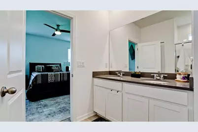 5764 Bungalow Grove Court, Palmetto, FL 34221 - Photo 10