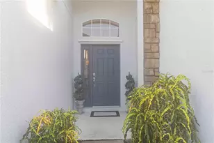 6815 45th Terrace E, Bradenton, FL 34203 - Photo 2