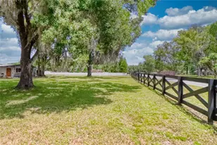 5205 Five Acre Rd, Plant City, FL 33565 - Photo 4
