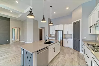 12151 Cranston Way, Lakewood Ranch, FL 34211 - Photo 16