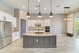 12151 Cranston Way, Lakewood Ranch, FL 34211 - Photo 12