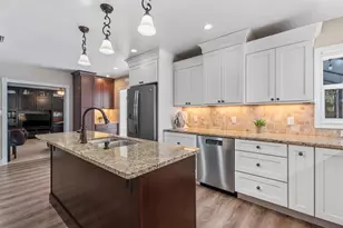 2352 Palm Terrace, Sarasota, FL 34231 - Photo 18