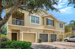 7843 Moonstone Dr, Sarasota, FL 34233 - Photo 2