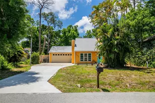 3174 Peachtree St, Sarasota, FL 34231 - Photo 2