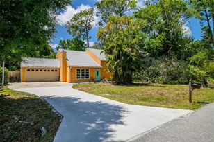 3174 Peachtree St, Sarasota, FL 34231 - Photo 2