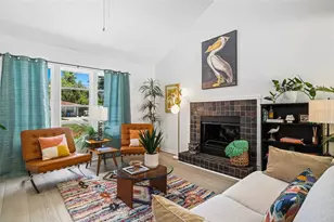 3174 Peachtree St, Sarasota, FL 34231 - Photo 8