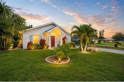 606 19th Avenue W, Palmetto, FL 34221 - Photo 2