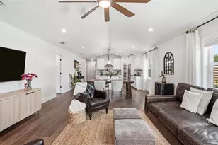 606 19th Ave W, Palmetto, FL 34221 - Photo 6