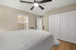 9550 High Gate Dr, Sarasota, FL 34238 - Photo 22
