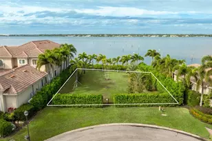 4223 Hawk Island Dr, Bradenton, FL 34208 - Photo 1