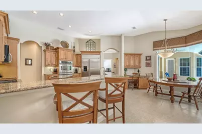 7507 Abbey Glen, Bradenton, FL 34202 - Photo 10