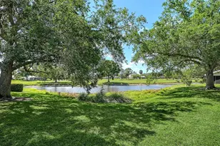 5456 Hampstead Heath, Sarasota, FL 34235 - Photo 4