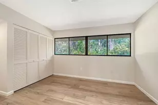 3569 Longmeadow, Sarasota, FL 34235 - Photo 10