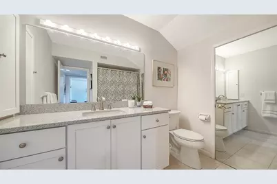 3131 Heatherwood Lane, Sarasota, FL 34235 - Photo 18