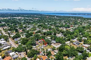 1302 22nd St W, Bradenton, FL 34205 - Photo 6