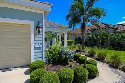 12813 True Blue Circle, Bradenton, FL 34211 - Photo 4