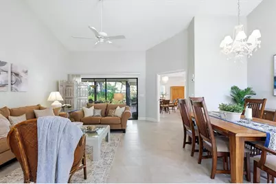 216 Carriage House Lane #216, Nokomis, FL 34275 - Photo 4