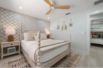 118 9th Street N, Bradenton Beach, FL 34217 - Photo 20