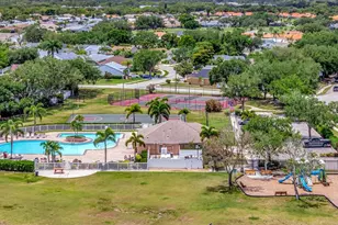 4802 Bookelia Cir, Bradenton, FL 34203 - Photo 8