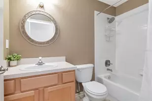 25944 Winning Colors Way, Wesley Chapel, FL 33544 - Photo 22