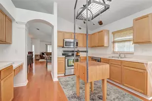 25944 Winning Colors Way, Wesley Chapel, FL 33544 - Photo 4