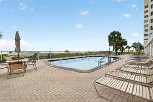633 Alhambra Rd, Venice, FL 34285 - Photo 30