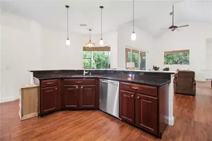 7341 Featherstone Blvd, Sarasota, FL 34238 - Photo 12