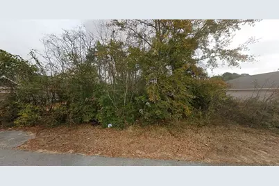 2160 Nina Street, Navarre, FL 32566 - Photo 2