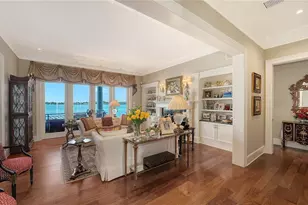 667 Mourning Dove Dr, Sarasota, FL 34236 - Photo 8