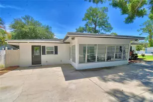 3553 Center Cir, Largo, FL 33774 - Photo 14