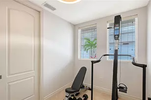 235 Cocoanut Ave, Sarasota, FL 34236 - Photo 16