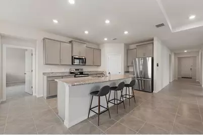 520 158th Street E, Bradenton, FL 34212 - Photo 8