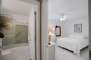 2330 Riverbluff Pkwy, Sarasota, FL 34231 - Photo 18
