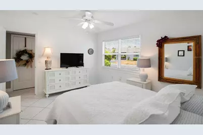 2330 Riverbluff Parkway #V245, Sarasota, FL 34231 - Photo 16