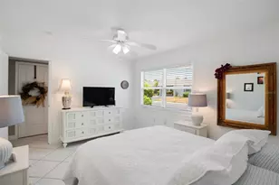 2330 Riverbluff Pkwy, Sarasota, FL 34231 - Photo 16