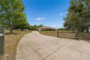 29913 Darby Rd, Dade City, FL 33525 - Photo 2