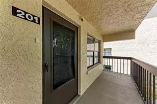 515 30th Ave W, Bradenton, FL 34205 - Photo 1