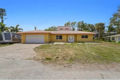 1613 Idle Lane, Sarasota, FL 34231 - Photo 2