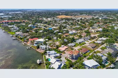 1613 Idle Lane, Sarasota, FL 34231 - Photo 38