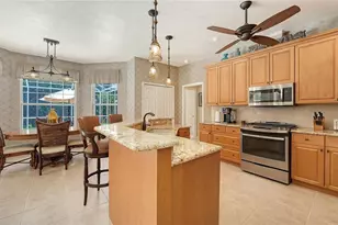 4956 Sabal Lake Cir, Sarasota, FL 34238 - Photo 8