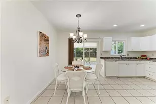 1211 Cypress Ave, Venice, FL 34285 - Photo 8