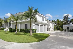 4678 Silent Crk Wy, Nokomis, FL 34275 - Photo 2