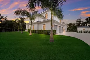 4678 Silent Crk Wy, Nokomis, FL 34275 - Photo 2