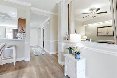 5231 Mahogany Run Avenue #312, Sarasota, FL 34241 - Photo 4