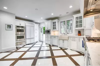 76 S Washington Drive, Sarasota, FL 34236 - Photo 18
