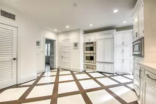 76 S Washington Dr, Sarasota, FL 34236 - Photo 16