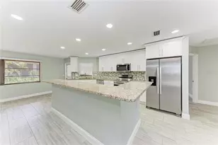 627 Alligator Dr, Venice, FL 34293 - Photo 12
