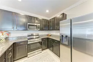 5908 Briar Rose Wy, Sarasota, FL 34232 - Photo 4