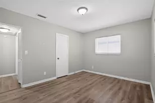 3300 Kingston St N, Saint Petersburg, FL 33713 - Photo 30